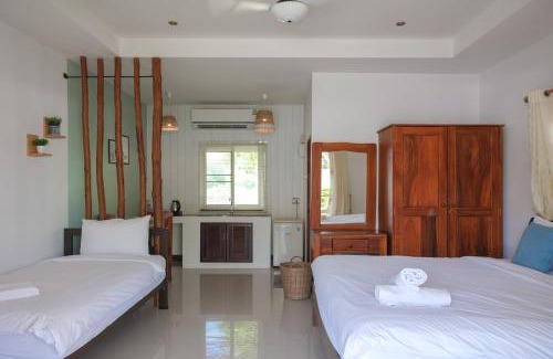 Pak Nam Pran Haus | เธอ วิลล่า THER villa