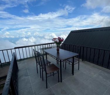 Lom Kao Haus | เมฆสวรรค์ ภูทับเบิก 2