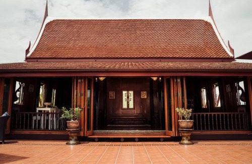 Bueng Kum Haus | เรือนไทยพราวพิมาน Proudpiman Thai House