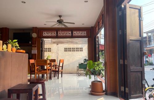 Chiang Khan Haus | เวลาและนาที Wella&Natee