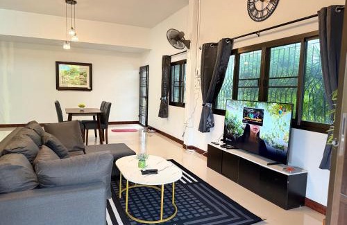 Chiang Kham Haus | เฮือนแม่บัวจันทร์ โฮมสเตย์