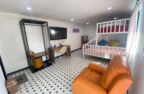 Mae Mo Haus | แอนฟาร์มรีสอร์ทแอนด์คาเฟ่ลำปาง