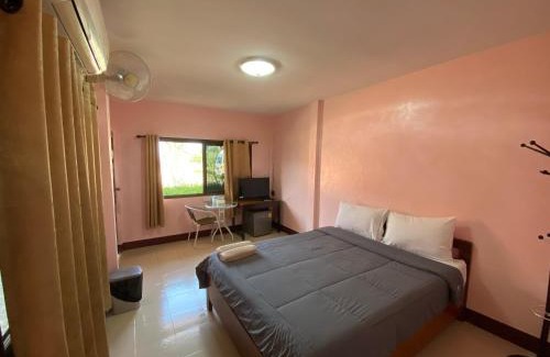 Fang Haus | โพธิ์ทองริมทุ่ง Pothong Rimtung Hotel