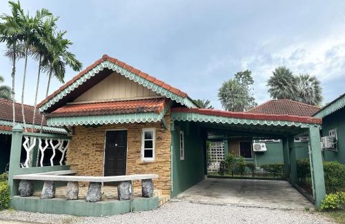 Trang Hotel | โรงแรมนาขา ชาเลท์ รีสอร์ท จังหวัดตรัง Naka Chalet Resort Trang