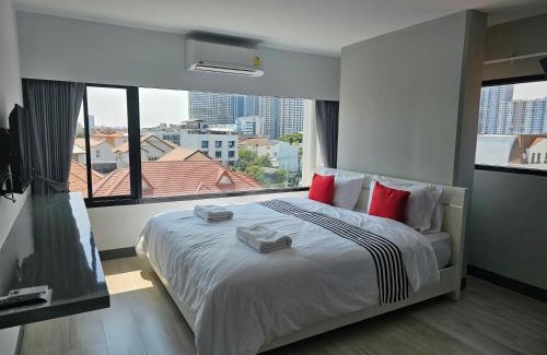 Chong Nonsi Hotel | โรงแรมแอเรียเพลส สาทร (AREA Place)