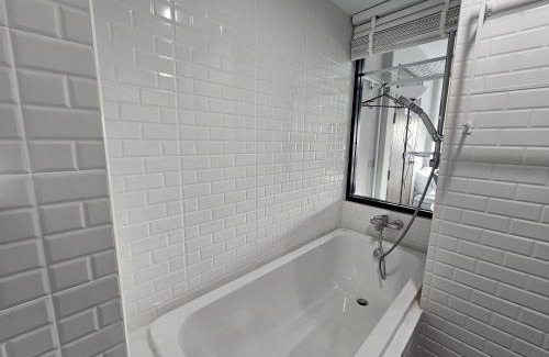 Chong Nonsi Hotel | โรงแรมแอเรียเพลส สาทร (AREA Place)