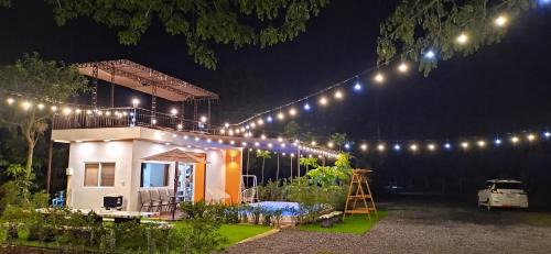 Wihan Daeng Villa | ใจฟูฟู พูลวิลล่า