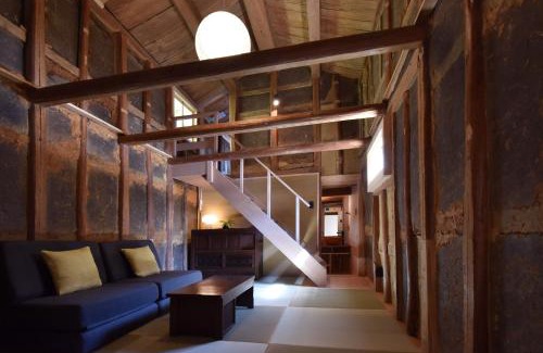 Uda Bed & Breakfast | うだ薬湯の宿やたきや