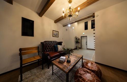 Gifu Villa | アンティークス岐阜駅東