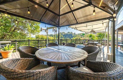 Yokosuka Villa | オーシャンヴィラ Breeze and Dog