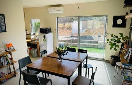 Awaji Haus | ゲストハウス and BAR CHITEN