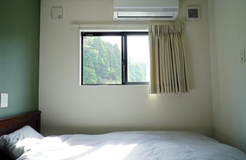 Ichihara Hotel | トレーラーホテル市原鶴舞インター店