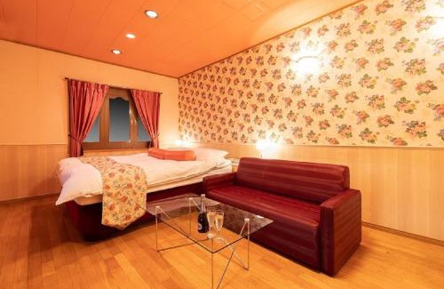 Kani Hotel | プレゼントホテル チャペルガーデン 可児 ｰ大人専用ｰ