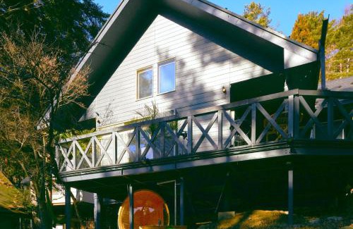 Oishi Wohnung | ペット可｜自然に囲まれながらサウナやBBQ｜最大８名｜The No.10河口湖