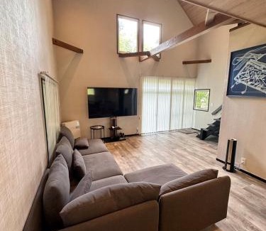 Oishi Wohnung | ペット可｜自然に囲まれながらサウナやBBQ｜最大８名｜The No.10河口湖