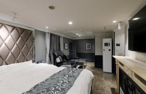 Kiyosu Hotel | ホテルバースデーきよす店 HOTEL Birthday kiyosu