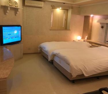 Sennan District Hotel | ホテル龍吉