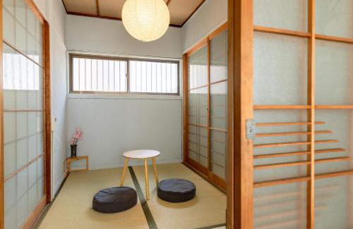 Utazu-cho Wohnung | 一棟貸切宿 Shiyon, 60-year-old renovated private house