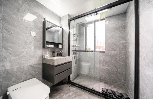 Downtown Shanghai Wohnung | 上海柠檬汁民宿 Shanghai lemon juic B&B-Shanghai Lemon Deluxe Room 外滩南京西路步行街