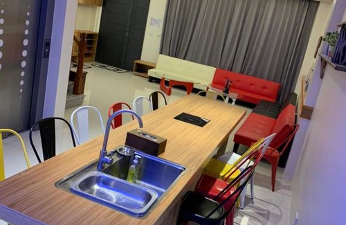 Dongshan Haus | 丸山村民宿可歌將烤