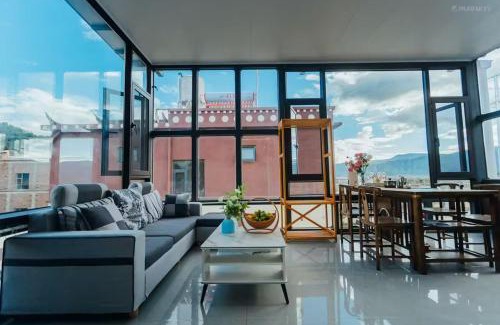 Shangri-La Haus | 云硕客栈
