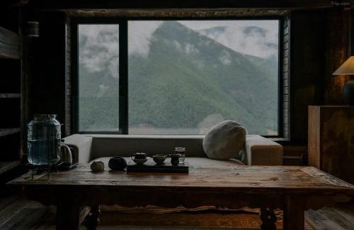 Weixi Lisu Autonomous County Kabine | 云雨田半山民宿