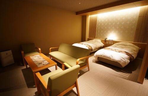 Kameoka Hotel | 京ごはんと露天風呂の宿 ゆのはな 月や