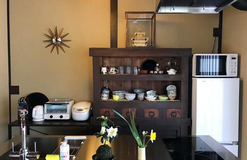 Kamigyo Villa | 京町屋の宿悠路里 Kyo-Machiya YululY