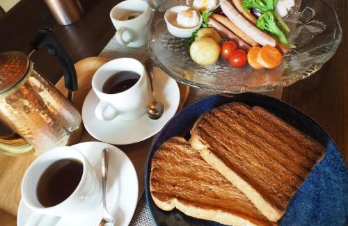 Nagahama Haus | 余呉の里山-ランプの宿-さくら