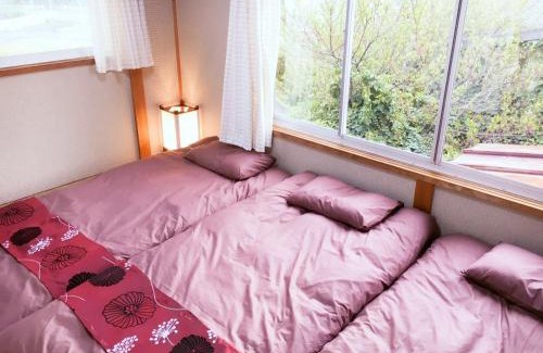 Fushimi Villa | 免费Wi-Fi 地铁站5分钟 10分种步行稲荷大社 坐地铁10分到京都站 交通便利 餐厅便利店超市俱全