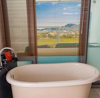 Dongshan Haus | 冬山閒雲居民宿