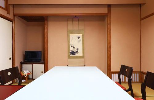 Fujinomiya Hotel | 割烹旅館小川荘