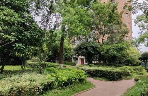 Yu Hua Tai Wohnung | 南京书香斋-Nanjing Scholarly Reading House