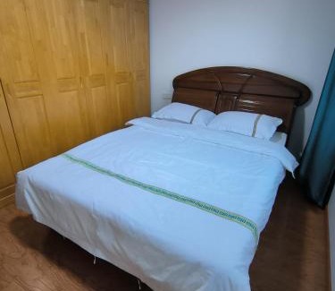 Yu Hua Tai Wohnung | 南京书香斋-Nanjing Scholarly Reading House