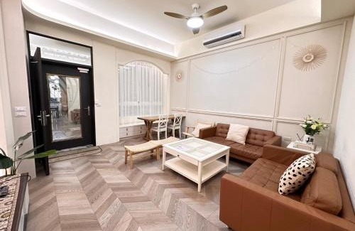 Taitung City Centre Haus | 台東市區維拉包棟民宿 附廚房及電動麻將