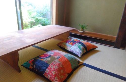 Kabeshima Haus | 呼子の港路地の古民家一棟貸切宿梵soyogi