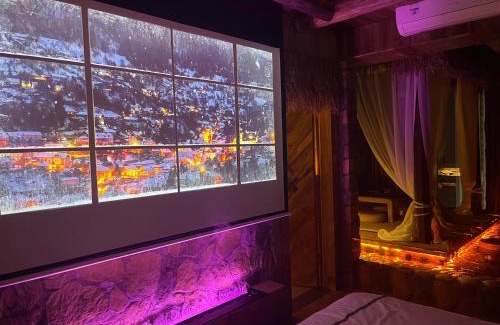 Chongqing University Town Skihütte | 哲帆民宿百年风化老木屋