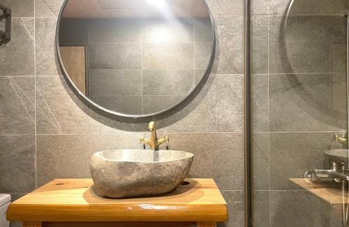 East District Haus | 唯識禪居-訂房後需聯繫轉帳