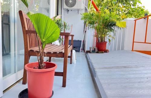 East District Haus | 壹貳貳洋樓 l 自助入住 l 無人櫃檯