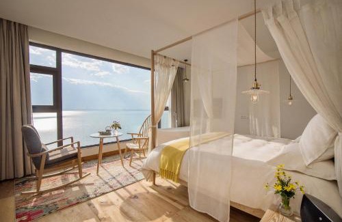 Manjiang Haus | 大理远山青Stone Hill悬崖海景民宿 Dali Verdant Whisper-Stone Hill Seaview Inn