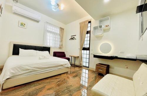 Wujie Haus | 宜蘭包棟民宿 安娜貝絲 獨棟l KTV唱到飽l電動麻將l全套廚房l看電影l遊戲機l 烤肉BBQ l國旅卡特約