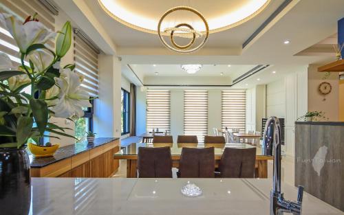 Wujie Bed & Breakfast | 宜蘭莫內花園城堡