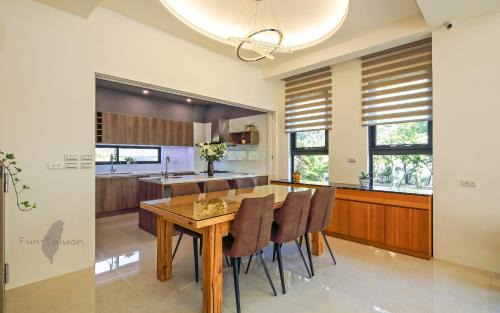 Wujie Bed & Breakfast | 宜蘭莫內花園城堡