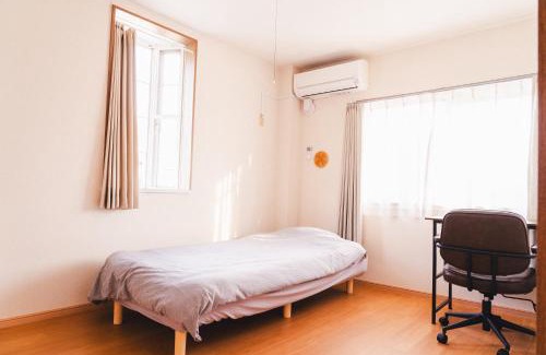 Maeda-nishi Machi Wohnung | 寄道アパート201-2ベッドルーム布団追加可-最大5名1戸貸切-敷地内駐車場無料