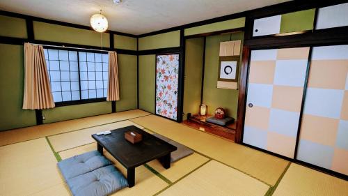 Minamitsuru-gun Wohnung | 富士吉田たまきや