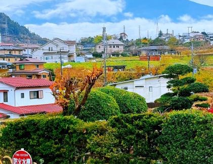 Nishikatsura Haus | 富士山を眺められる宿 ゲストハウス花水木