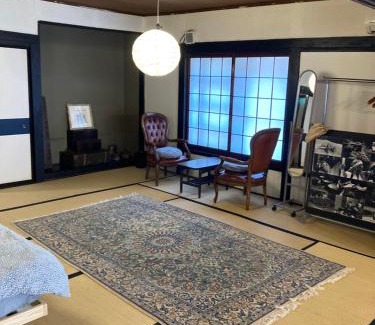 Komoro Haus | 小グループ専門貸切一軒家 パーティーOK観光スポット徒歩圏内 小諸駅歩2分揚羽屋 Specializing in small groups, Party OK, Walking to tourist spots, Vacation Rental House 2 min from Komoro sta