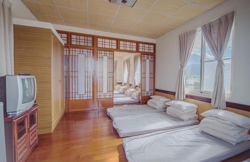 Puli Haus | 山城天嵐庭園民宿