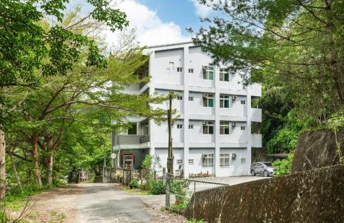 Puli Haus | 山水桃米旅店