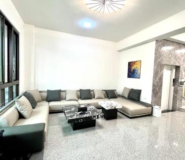 Zhushan Haus | 山禾里民宿-有電梯好停車